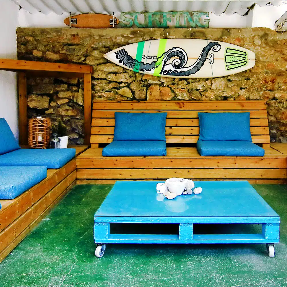 La Curva Surf House